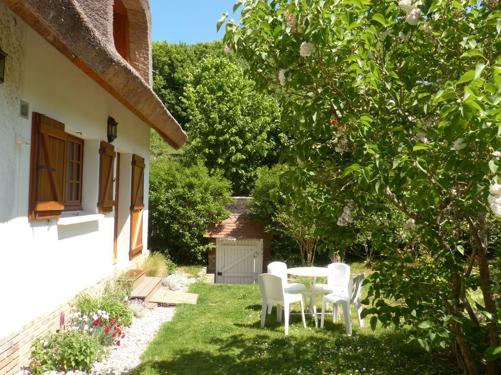 La Flore De Lys Saint-Jouin-Bruneval Habitación foto